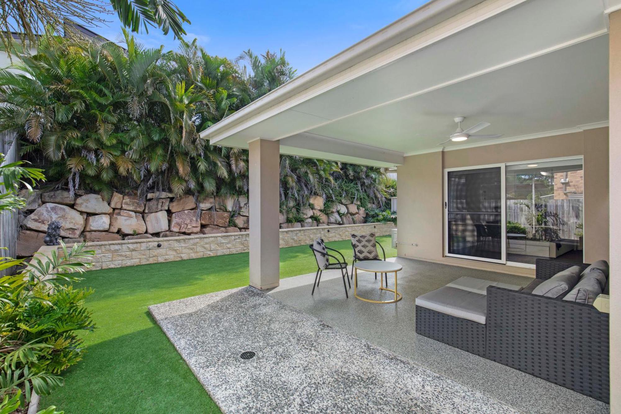 Stunning Luxurious House North Lakes
