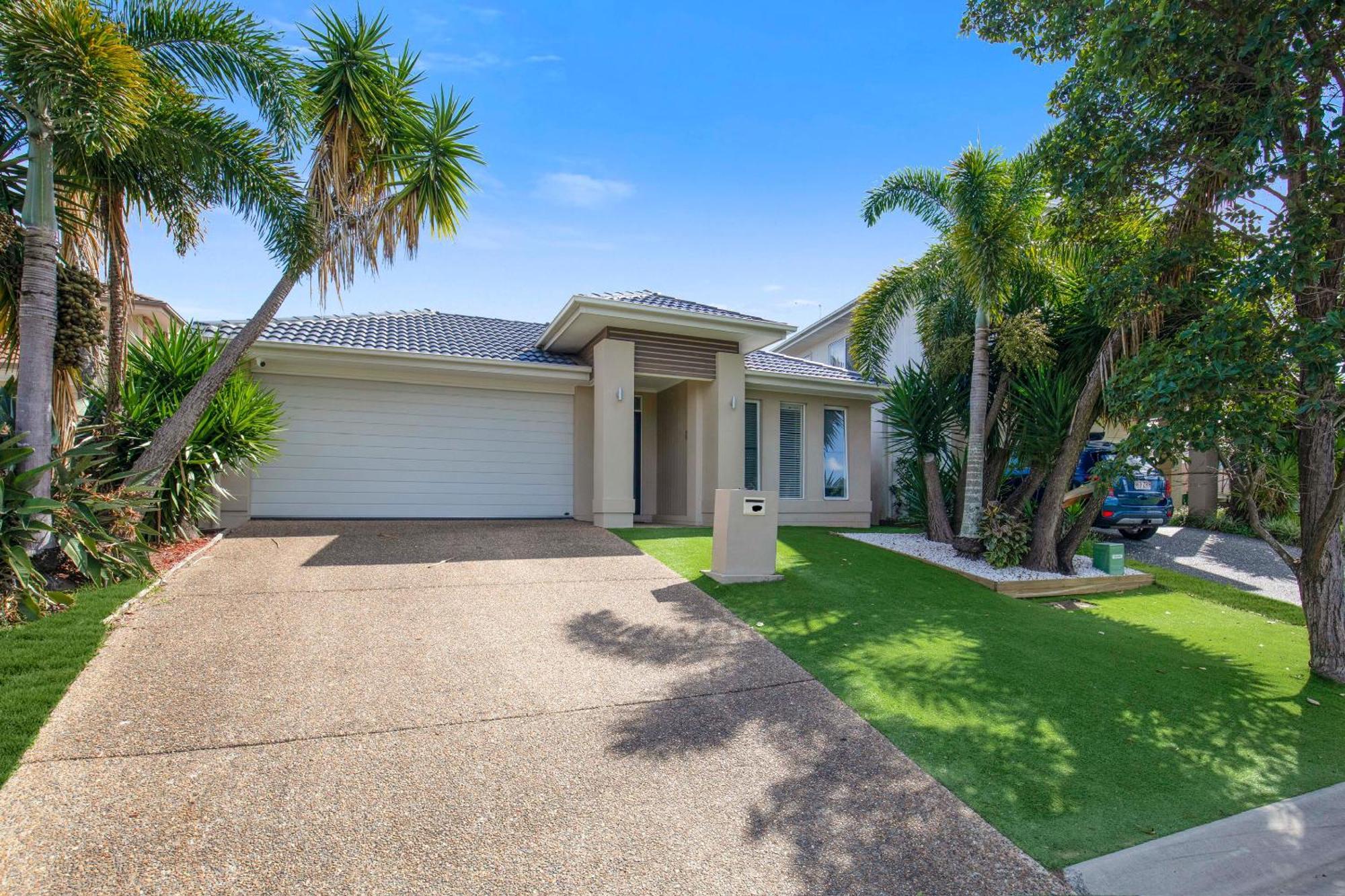 Stunning Luxurious House North Lakes